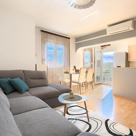 Apartman Andi Appartamento Pola Esterno foto