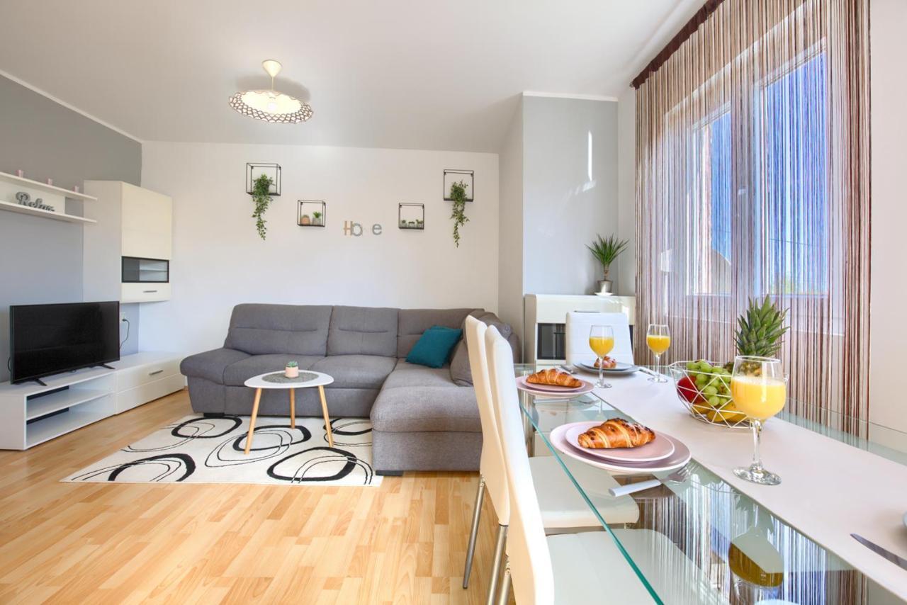 Apartman Andi Appartamento Pola Esterno foto