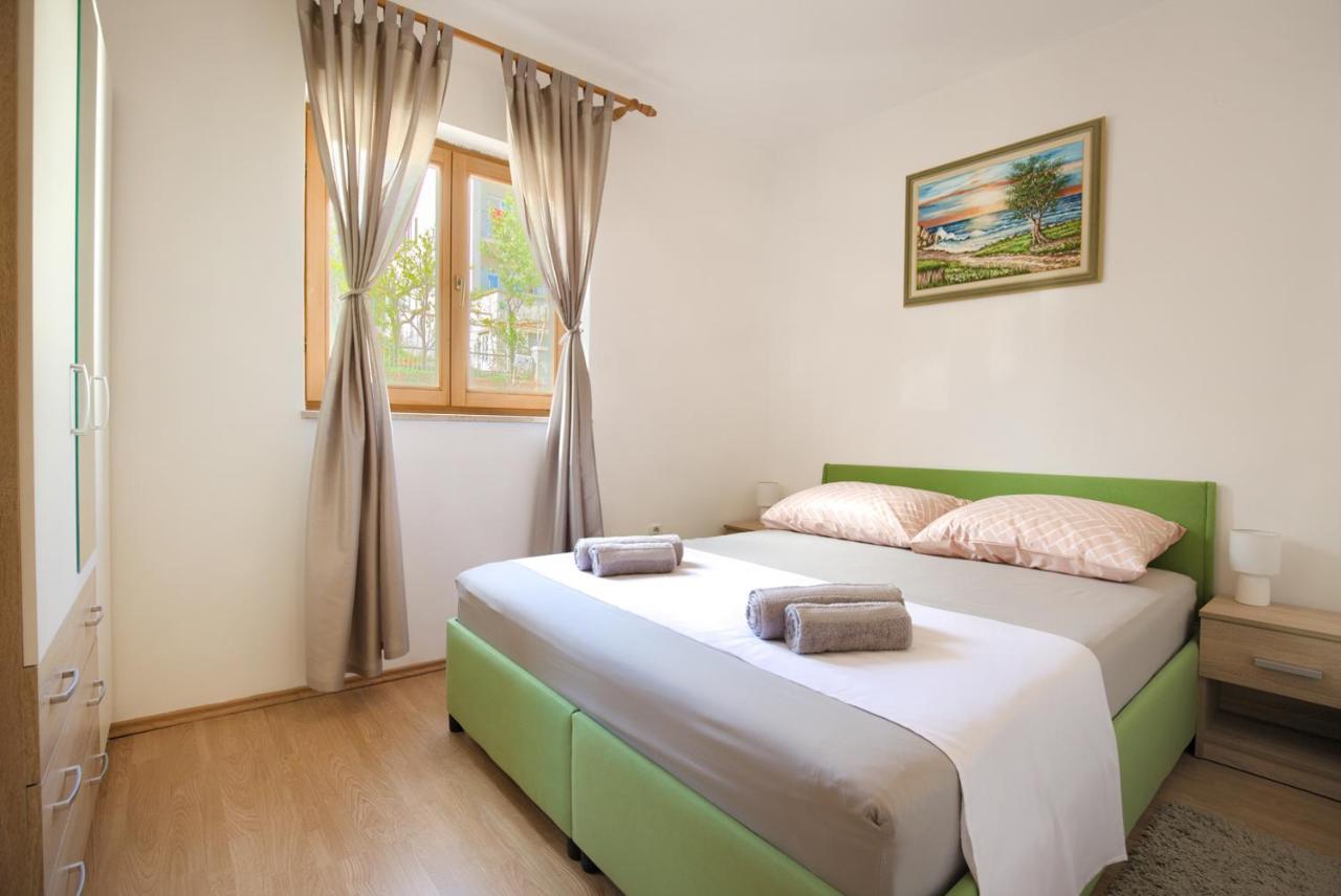 Apartman Andi Appartamento Pola Esterno foto
